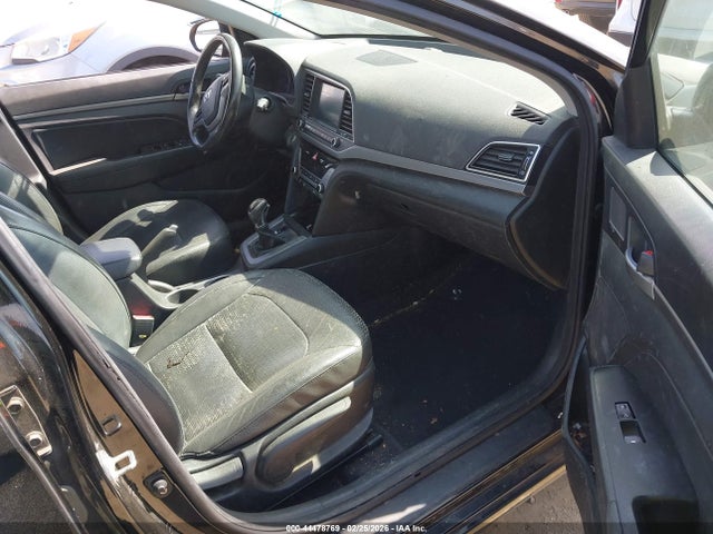 KMHD84LF4HU317992 Hyundai Elantra Limited