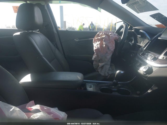 44478815 :رقم المزاد ، 2G1105SA1H9151267 vin ، 2017 Chevrolet Impala 1lt مزاد بيع