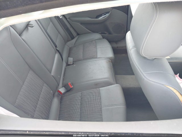 44478815 :رقم المزاد ، 2G1105SA1H9151267 vin ، 2017 Chevrolet Impala 1lt مزاد بيع