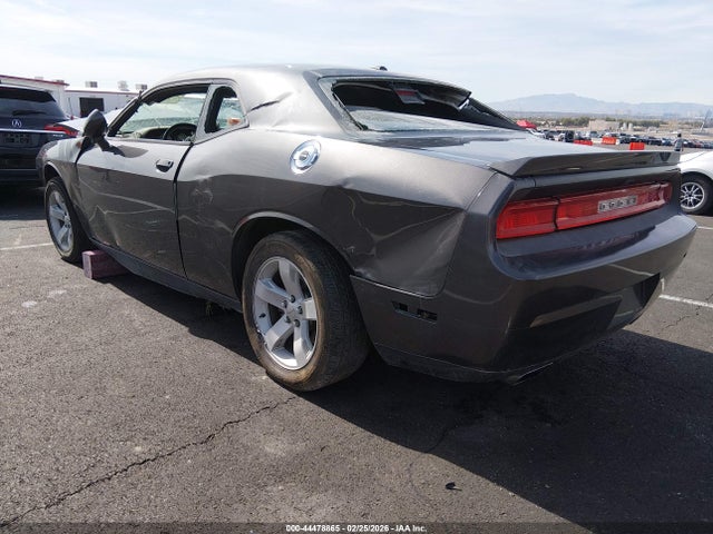 2013 DODGE CHALLENGER 2C3CDYBT4DH562352 Photo 2