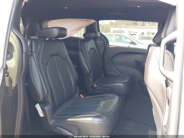 Продаж на аукціоні авто 2025 Chrysler Pacifica Select, vin: 2C4RC1BG9SR504540, номер лоту: 44478879