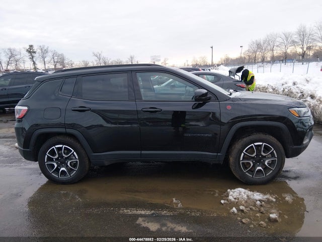 Продаж на аукціоні авто 2024 Jeep Compass Trailhawk 4x4, vin: 3C4NJDDN2RT137277, номер лоту: 44478882
