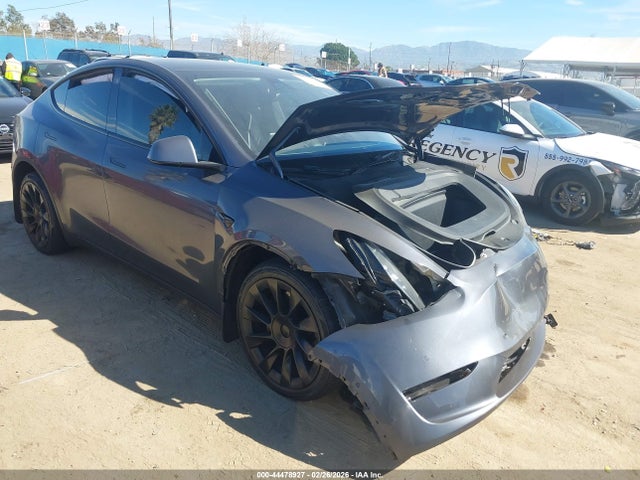 2021 TESLA MODEL Y 5YJYGDEE6MF140085 Photo 0