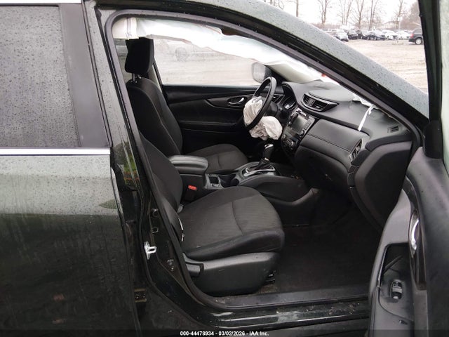 2019 NISSAN ROGUE 5N1AT2MV1KC753983 Photo 4