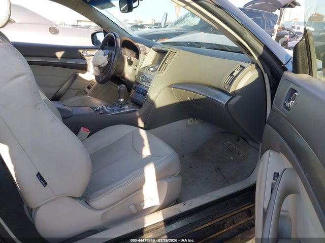44478946 :رقم المزاد ، JN1CV6EK3BM213941 vin ، 2011 Infiniti G37 Journey مزاد بيع