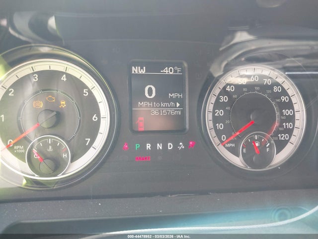 1C6RR6GT1GS240213 RAM 1500 Slt