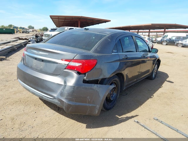 44479000 :رقم المزاد ، 1C3CCBBBXEN192962 vin ، 2014 Chrysler 200 Touring مزاد بيع