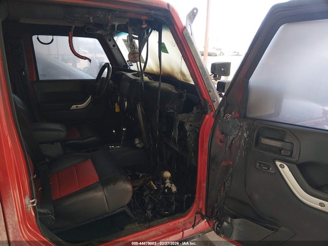 44479003 :رقم المزاد ، 1C4BJWEG6CL245337 vin ، 2012 Jeep Wrangler Unlimited Sahara مزاد بيع
