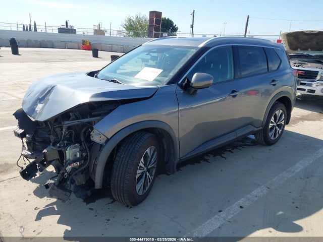 5N1AT3BA1MC789133 Nissan Rogue Sv Fwd