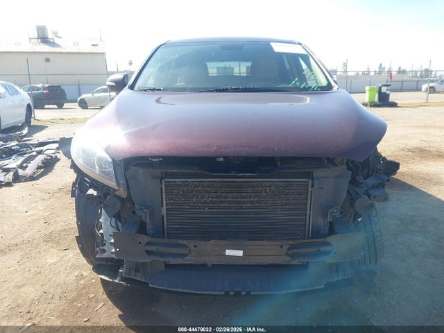 5XYPG4A37KG448159 KIA Sorento 2.4l Lx