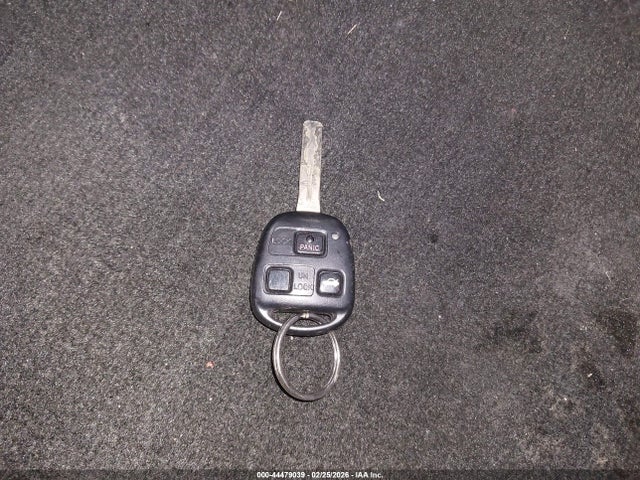 44479039 :رقم المزاد ، JTHBA30GX45038654 vin ، 2004 Lexus Es 330 مزاد بيع