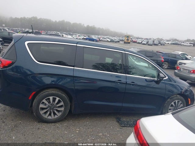 Продаж на аукціоні авто 2024 Chrysler Pacifica Hybrid Select, vin: 2C4RC1S76RR178125, номер лоту: 44479046