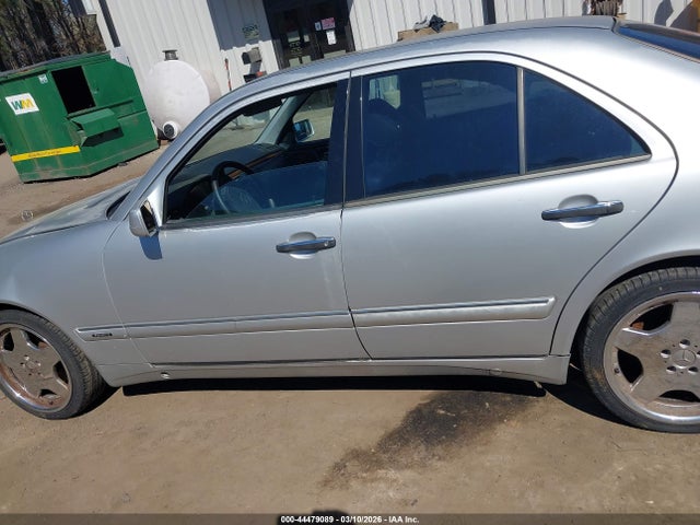 1999 Mercedes-benz E 430 მანქანა იყიდება აუქციონზე, vin: WDBJF70HXXA861237, აუქციონის ნომერი: 44479089