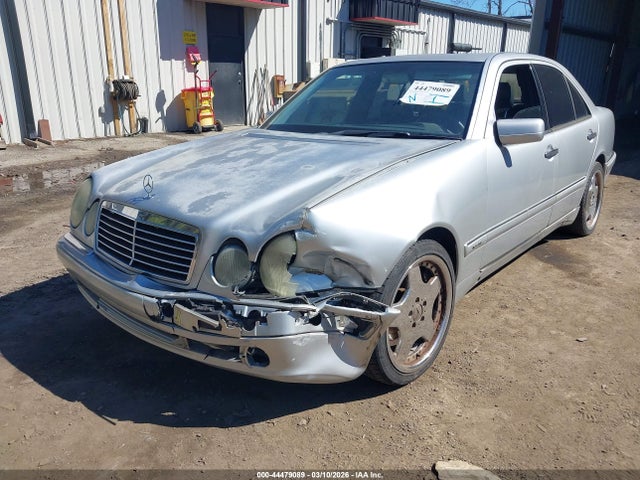 1999 Mercedes-benz E 430 მანქანა იყიდება აუქციონზე, vin: WDBJF70HXXA861237, აუქციონის ნომერი: 44479089