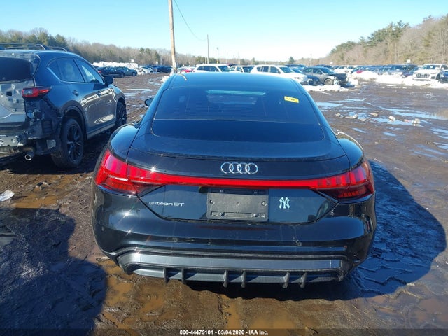 WAUDJBFW7N7008811 Audi E-tron Gt Prestige Quattro