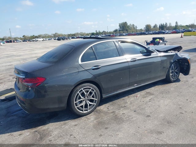 Aukcja sprzedaży 2021 Mercedes-benz E 350 4matic, vin: W1KZF8EB0MA892495, numer aukcji: 44479122