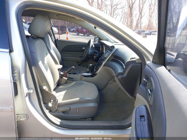 44479133 :رقم المزاد ، 1G11C5SL5FU122220 vin ، 2015 Chevrolet Malibu 1lt مزاد بيع