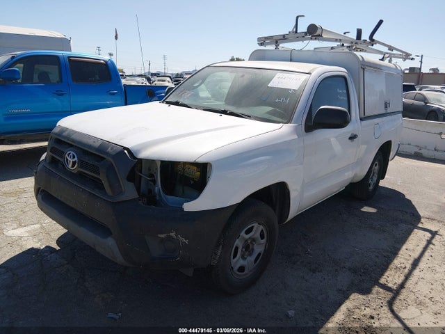 Toyota Tacoma 2014 5TFNX4CN2EX034181 Image 2