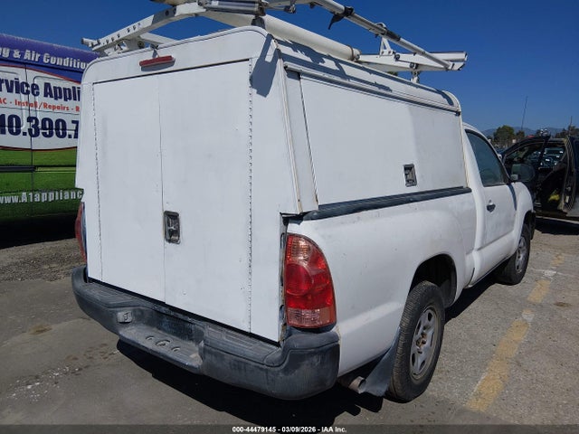 Toyota Tacoma 2014 5TFNX4CN2EX034181 Image 4