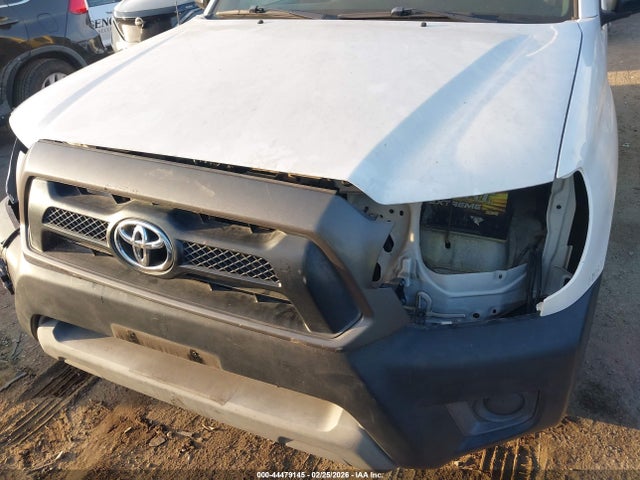 Toyota Tacoma 2014 5TFNX4CN2EX034181 Image 12