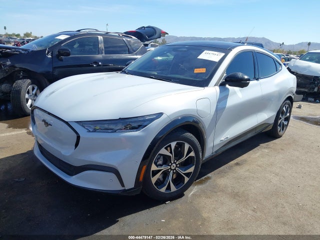 Ford Mustang Mach-e Premium 2022 3FMTK3RM7NMA40963 Image 2