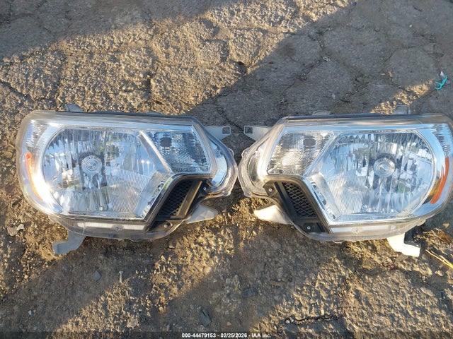 Продажа на аукционе авто 2014 Toyota Tacoma, vin: 5TFNX4CN5EX034093, номер лота: 44479153