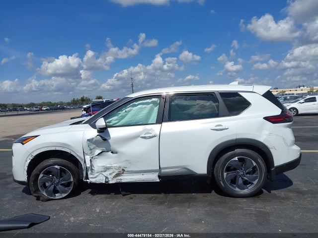 Продаж на аукціоні авто 2026 Nissan Rogue Sv, vin: 5N1BT3BA8TC670966, номер лоту: 44479154