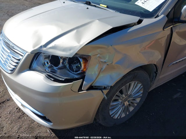 44479165 :رقم المزاد ، 2C4RC1GG1CR237310 vin ، 2012 Chrysler Town & Country Limited مزاد بيع