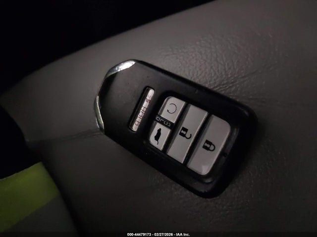 Продажа на аукционе авто 2017 Honda Pilot Ex-l, vin: 5FNYF6H53HB082212, номер лота: 44479173