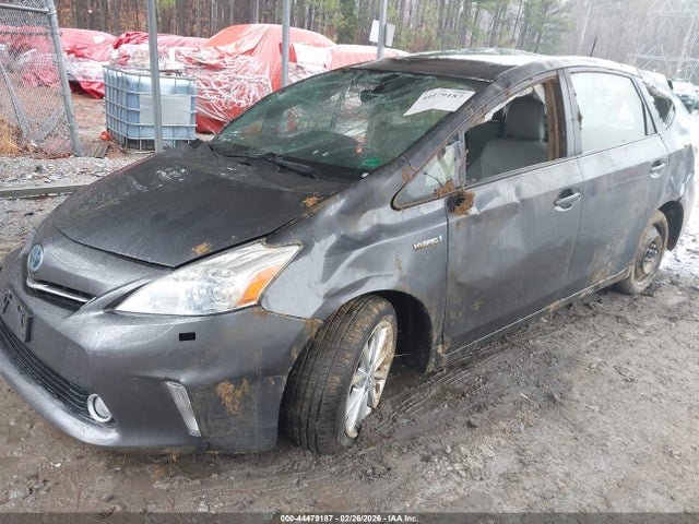 2013 TOYOTA PRIUS V JTDZN3EU1D3283048 Photo 1