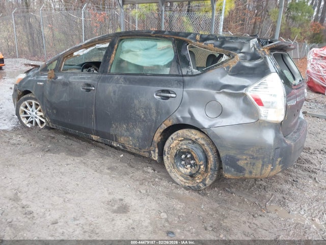 2013 TOYOTA PRIUS V JTDZN3EU1D3283048 Photo 2