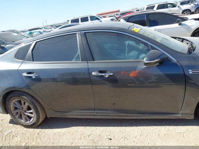 5XXGT4L36KG379817 KIA Optima Lx
