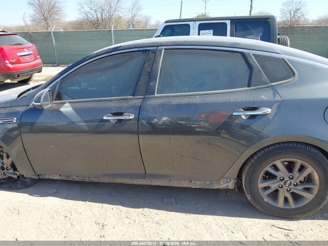 5XXGT4L36KG379817 KIA Optima Lx