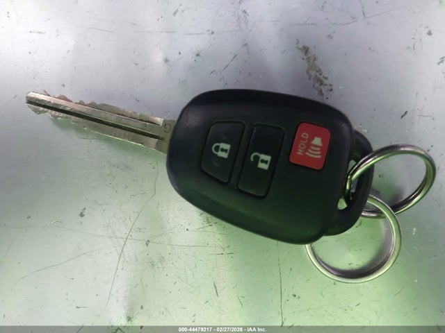 Toyota Prius C Two 2014 JTDKDTB36E1083246 Image 11
