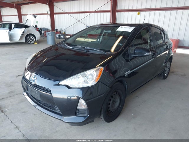 Toyota Prius C Two 2014 JTDKDTB36E1083246 Image 6