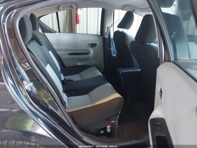 Toyota Prius C Two 2014 JTDKDTB36E1083246 Image 8