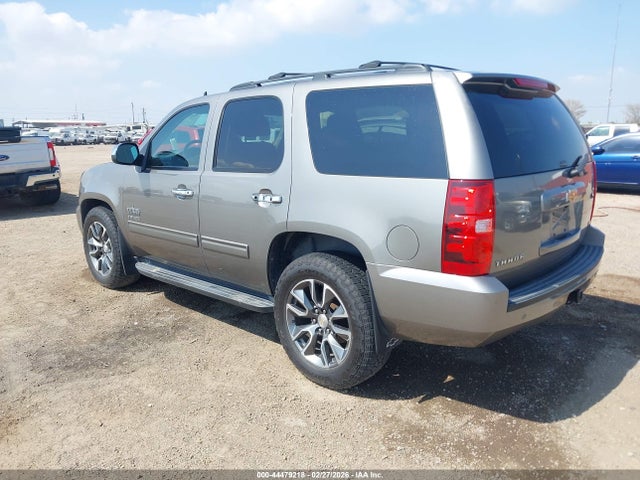 2012 CHEVROLET TAHOE 1GNSCAE03CR228709 Photo 2