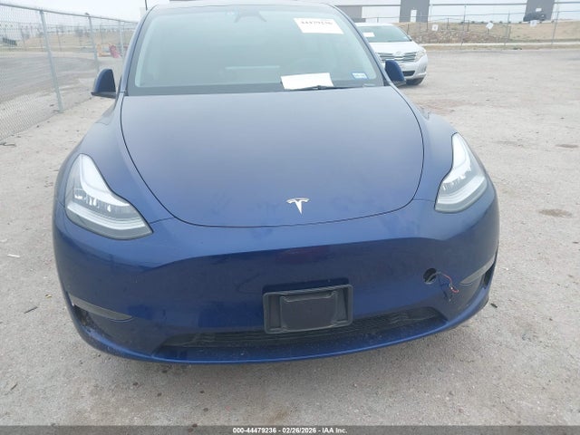 Продажа на аукционе авто 2023 Tesla Model Y Awd/long Range Dual Motor All-wheel Drive, vin: 7SAYGDEE3PA129713, номер лота: 44479236