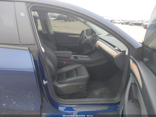 2023 TESLA MODEL Y 7SAYGDEE3PA129713 Photo 4