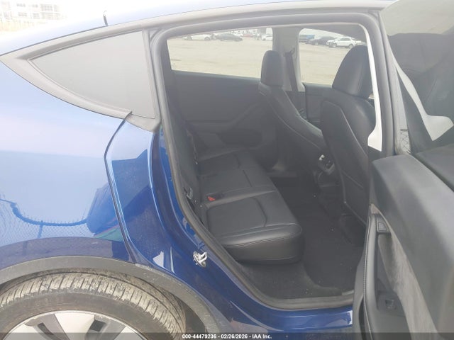 2023 TESLA MODEL Y 7SAYGDEE3PA129713 Photo 7
