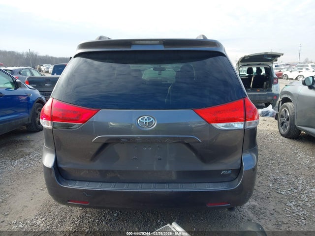Aukcja sprzedaży 2014 Toyota Sienna Xle V6 8 Passenger, vin: 5TDYK3DC4ES430203, numer aukcji: 44479244