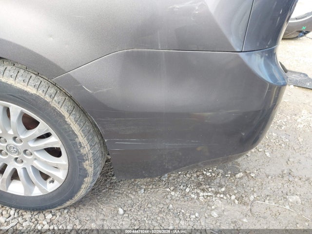 Aukcja sprzedaży 2014 Toyota Sienna Xle V6 8 Passenger, vin: 5TDYK3DC4ES430203, numer aukcji: 44479244