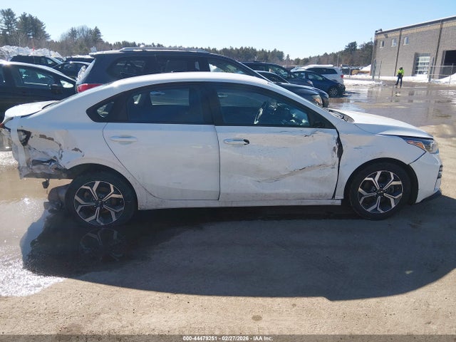3KPF24AD6ME334995 KIA Forte Lxs