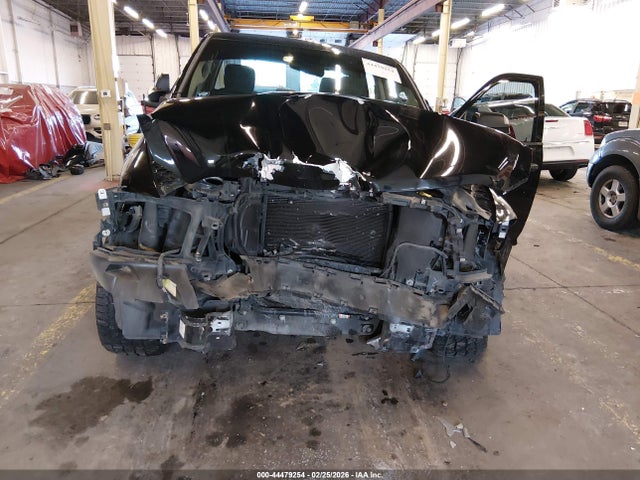 1C6RR6KT8ES205298 RAM 1500 Express