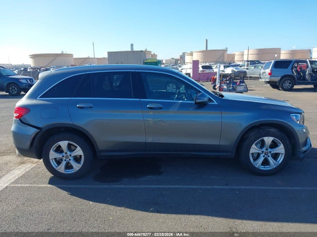 44479277 :رقم المزاد ، WDC0G4KB6JV033603 vin ، 2018 Mercedes-benz Glc 300 4matic مزاد بيع