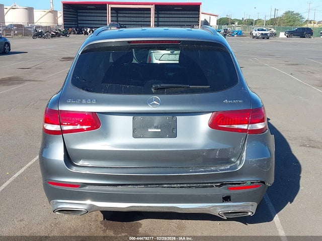 44479277 :رقم المزاد ، WDC0G4KB6JV033603 vin ، 2018 Mercedes-benz Glc 300 4matic مزاد بيع