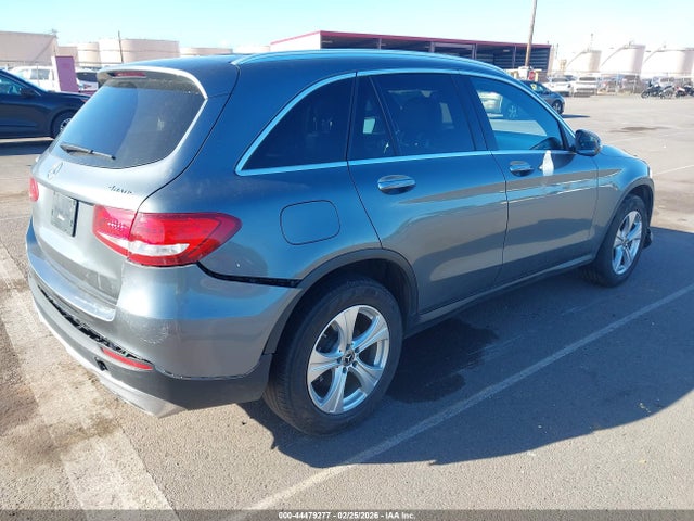 44479277 :رقم المزاد ، WDC0G4KB6JV033603 vin ، 2018 Mercedes-benz Glc 300 4matic مزاد بيع