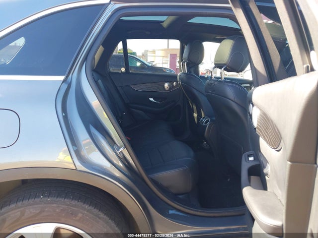 44479277 :رقم المزاد ، WDC0G4KB6JV033603 vin ، 2018 Mercedes-benz Glc 300 4matic مزاد بيع