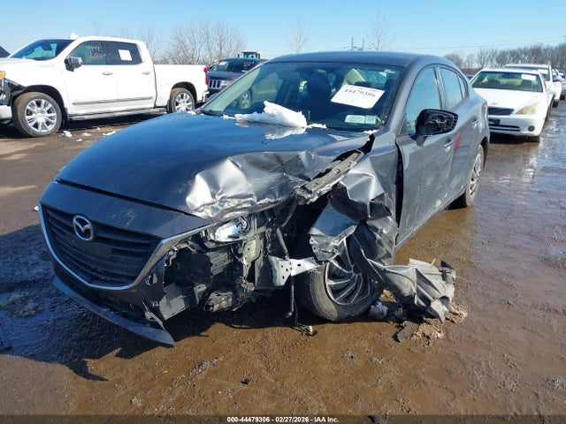 44479306 :رقم المزاد ، 3MZBM1U75FM144284 vin ، 2015 Mazda Mazda3 I Sport مزاد بيع