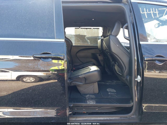 Продаж на аукціоні авто 2025 Chrysler Pacifica Select, vin: 2C4RC1BG7SR597669, номер лоту: 44479334